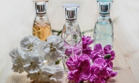 レクサス,LEXUS,香水とお花の画像